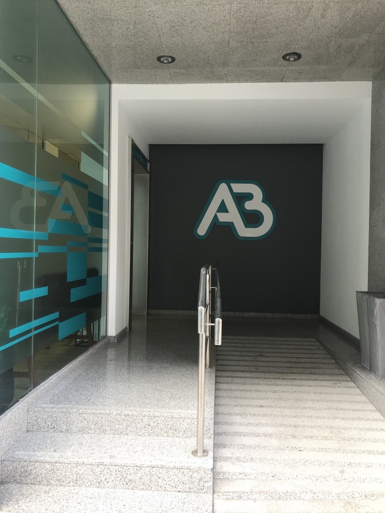 Entrada Clínica Aguado Blázquez